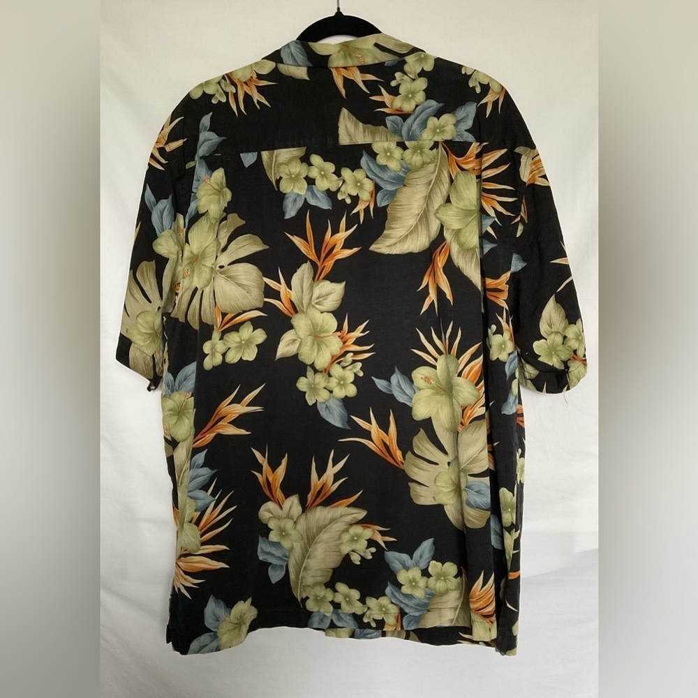 Caribbean Joe Black and Green Casual Button Down Shirt - Picture 3 of 8